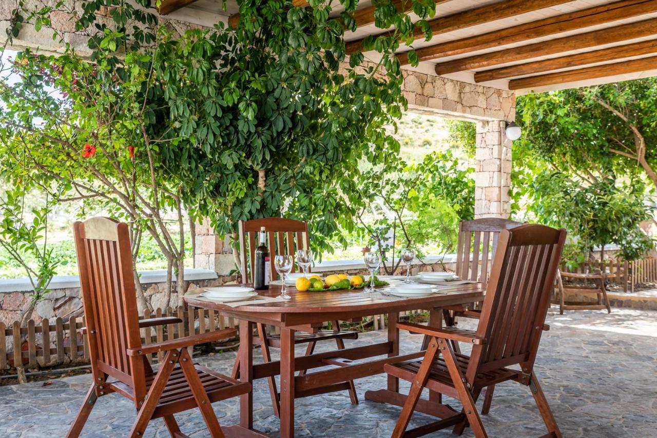 Emilia'S Little Farmhouses Agioi Anargyroi  Esterno foto